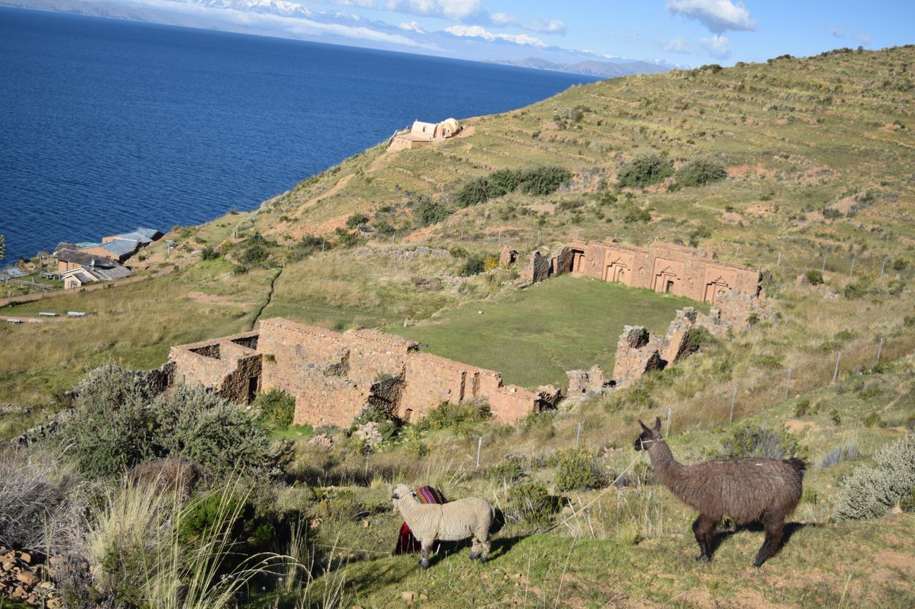 Hostal Luna Del Titikaka En Isla De La Luna Bolivia Hotel Bagian luar foto